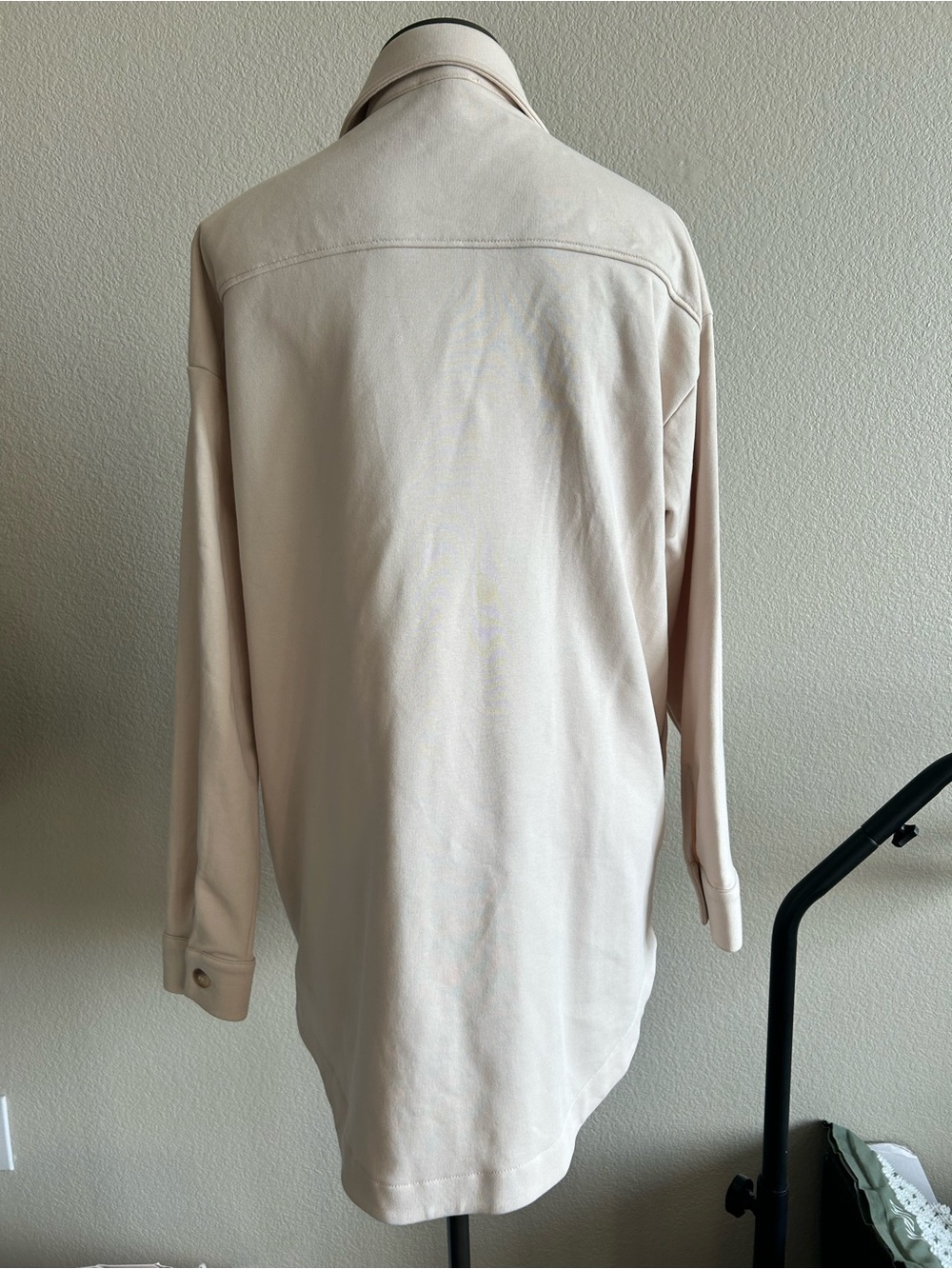 Reiss Cream Button-Front Utility Jacket - Picture 6 of 12